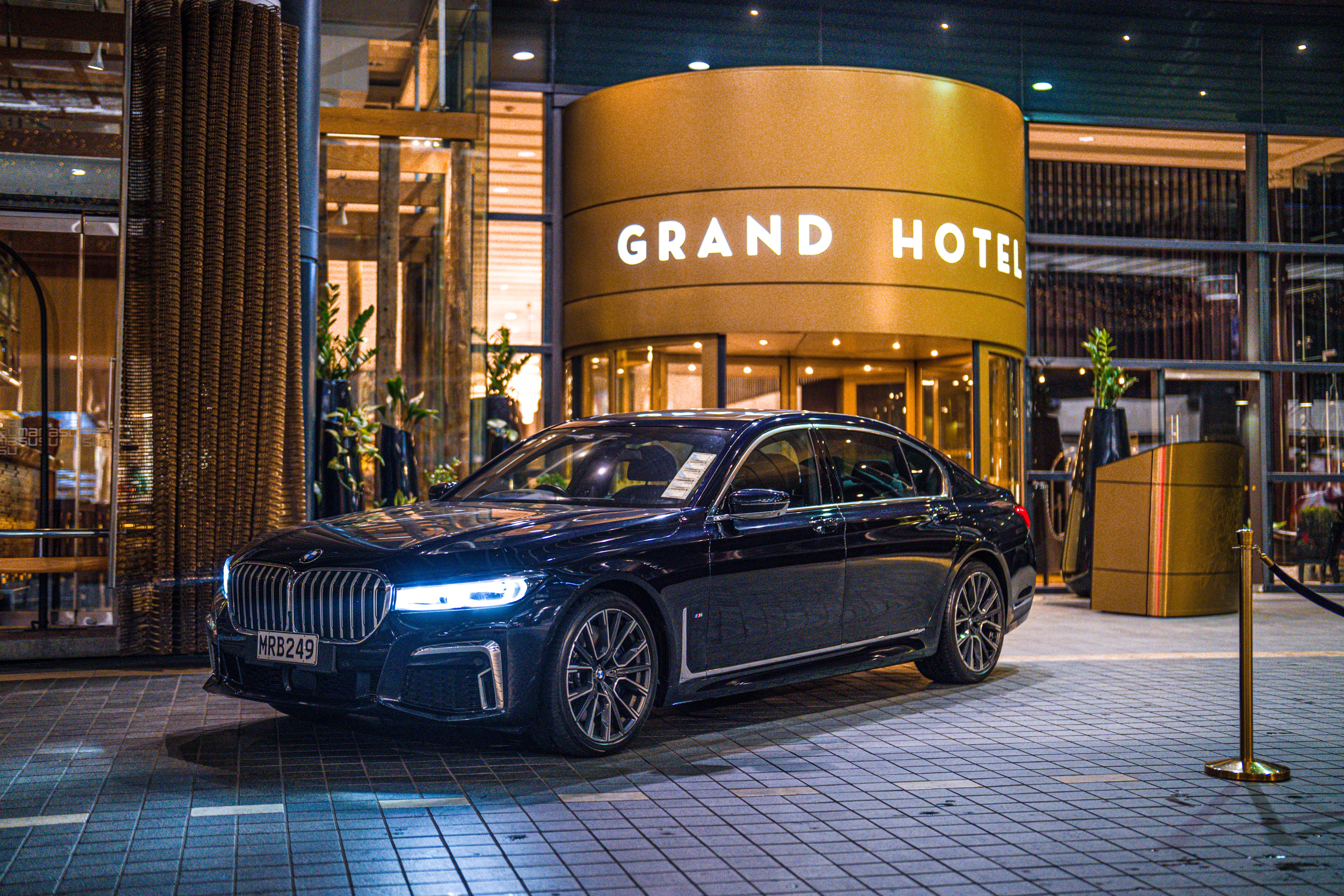 Auckland Airport Transfer: Arrival or Departure - Photo 1 of 7